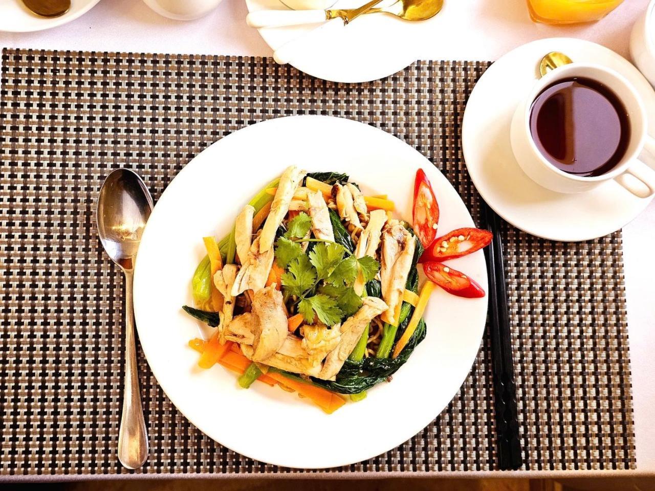 Halo Boutique Ben Thanh Hotel 3*